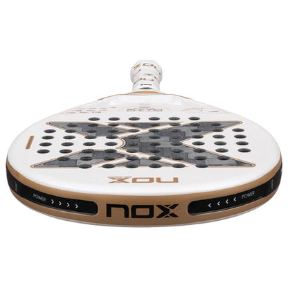 Pala de Padel Nox AT10 Genius 12K Alum XTREM 2026 + Tarro de pelotas +Overgrip + Protector