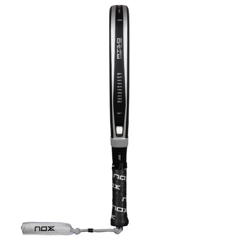 Pala de Padel Nox AT10 Genius Attack 18K Alum 2026 + Tarro de pelotas +Overgrip + Protector